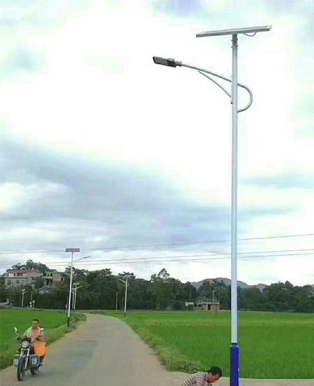太陽能路燈